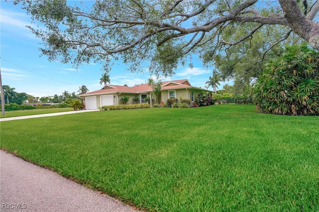 787 Overriver Drive, North Fort Myers, FL 33903 - Image #1