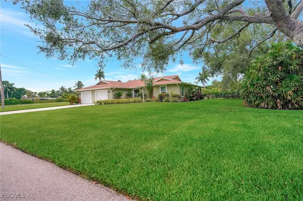 787 Overriver Drive, North Fort Myers, FL 33903