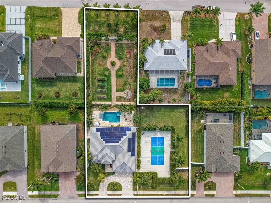 1608 Beach Parkway W, Cape Coral, FL 33914 - Image #3