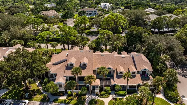 55 Emerald Woods Drive #C9, Naples, FL 34108