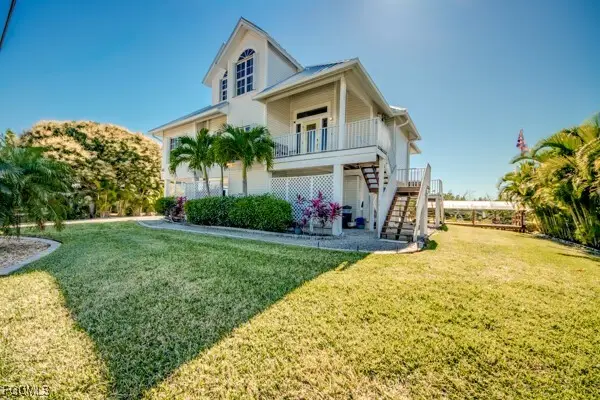 4041 Galt Island Avenue, St James City, FL 33956