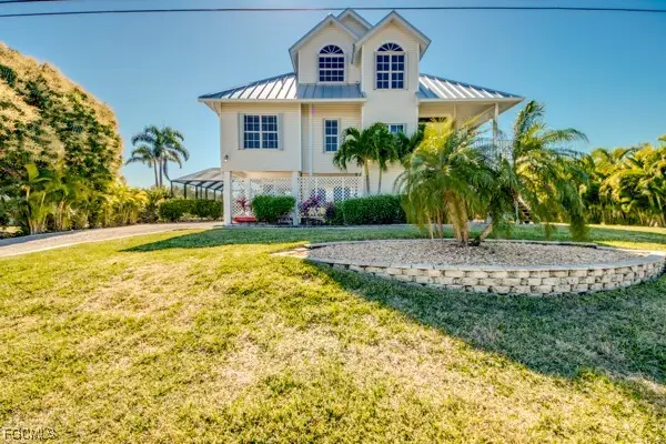 4041 Galt Island Avenue, Saint James City, FL 33956 - Image #2