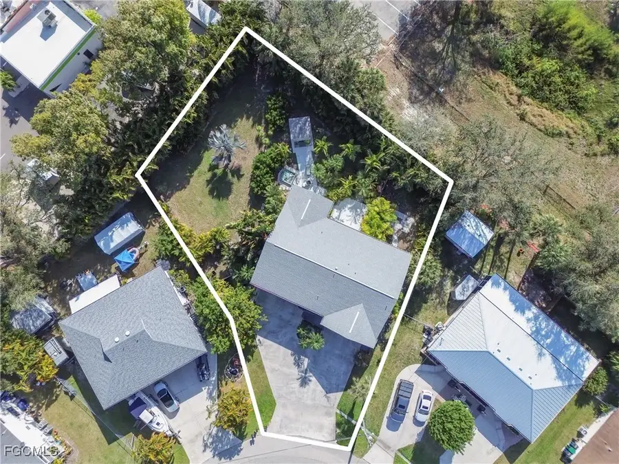 17324/17326 Whitewater Court #326, Fort Myers Beach, FL 33931 - Image #2