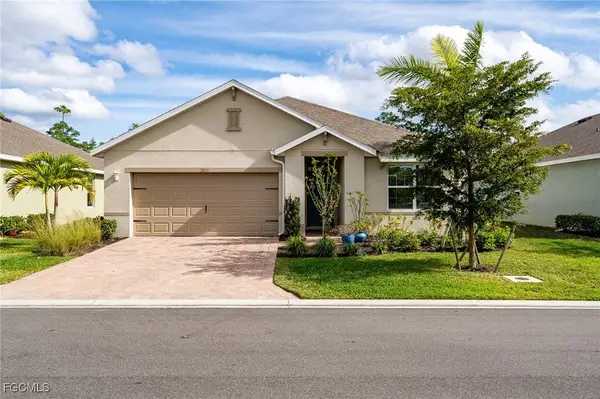 20476 Camino Torcido Loop, North Fort Myers, FL 33917