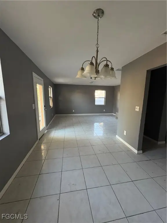 3758 Minnesota Drive E, Fort Myers, FL 33916 - Image #3