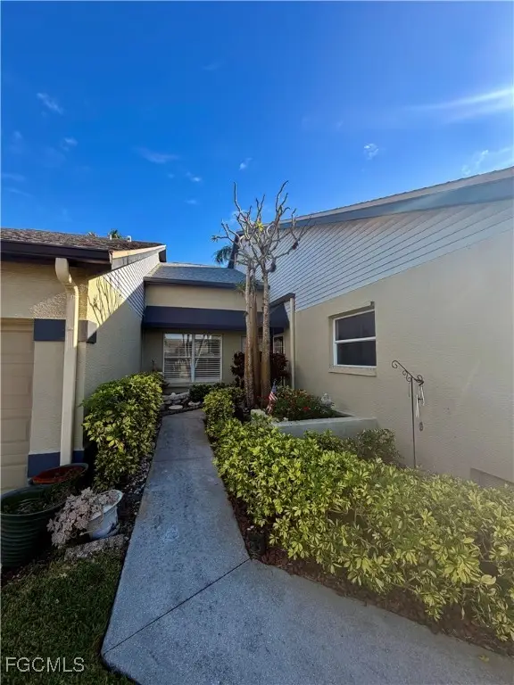 2501 Mcgregor Park Circle, Fort Myers, FL 33908 - Image #3