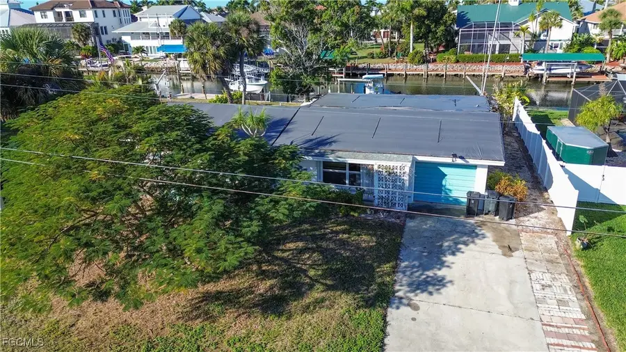 17740 Broadway Avenue, Fort Myers Beach, FL 33931 - Image #2