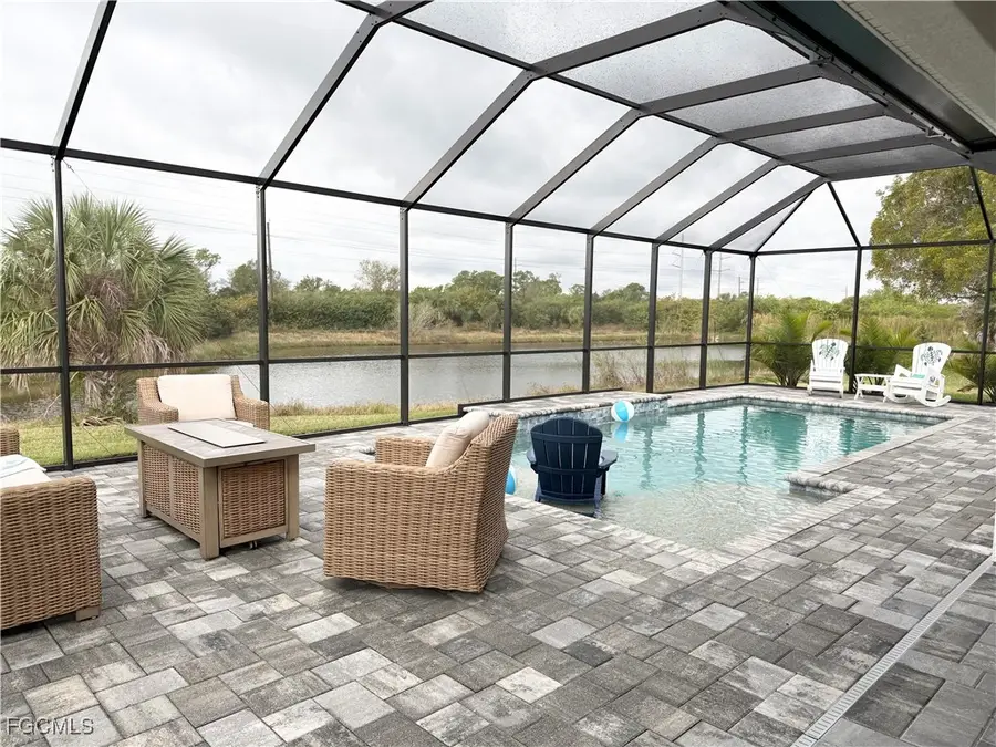 12741 Southwest Pembroke Circle S, Lake Suzy, FL 34269 - Image #3