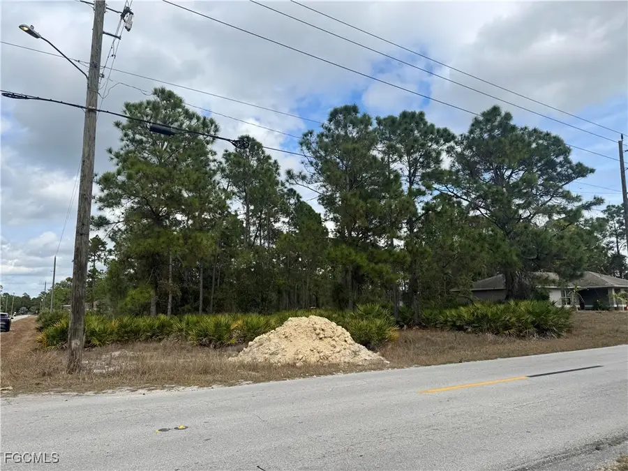 706 W 17th Street, Lehigh Acres, FL 33972 - Image #3