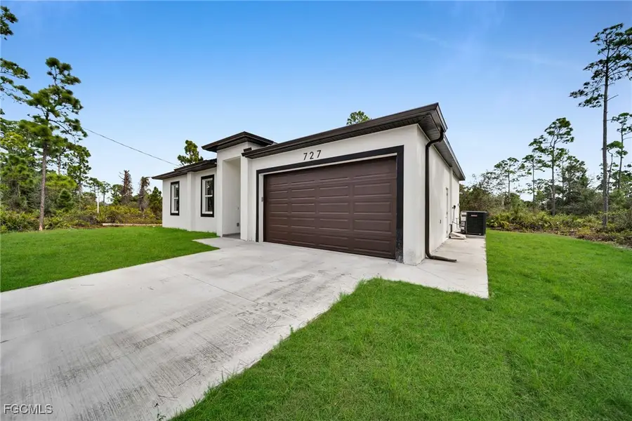 727 Santa Lucia Avenue S, Lehigh Acres, FL 33974 - Image #2
