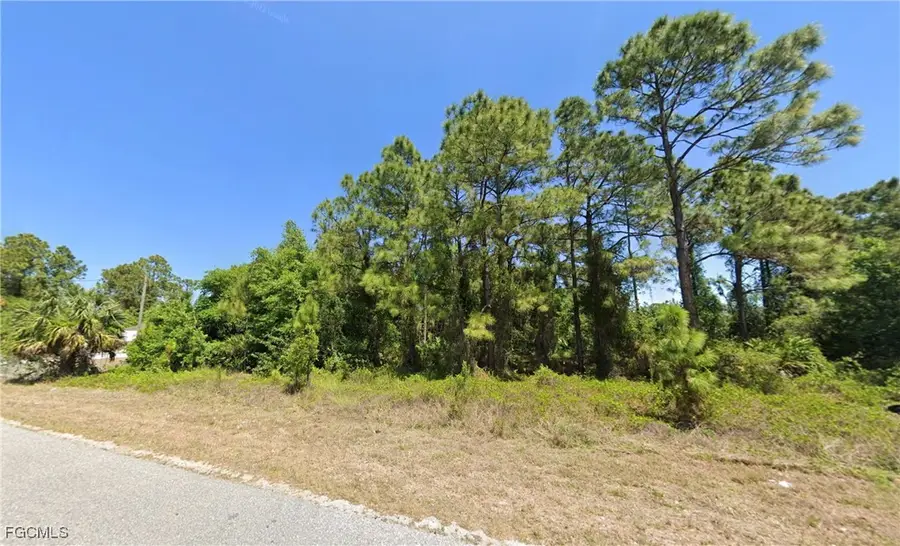 613/615 Meadow Road, Lehigh Acres, FL 33973 - Image #2