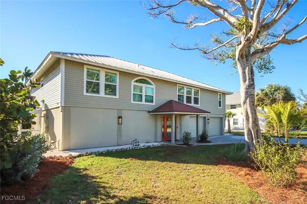 1890 Farm Trail, Sanibel, FL 33957