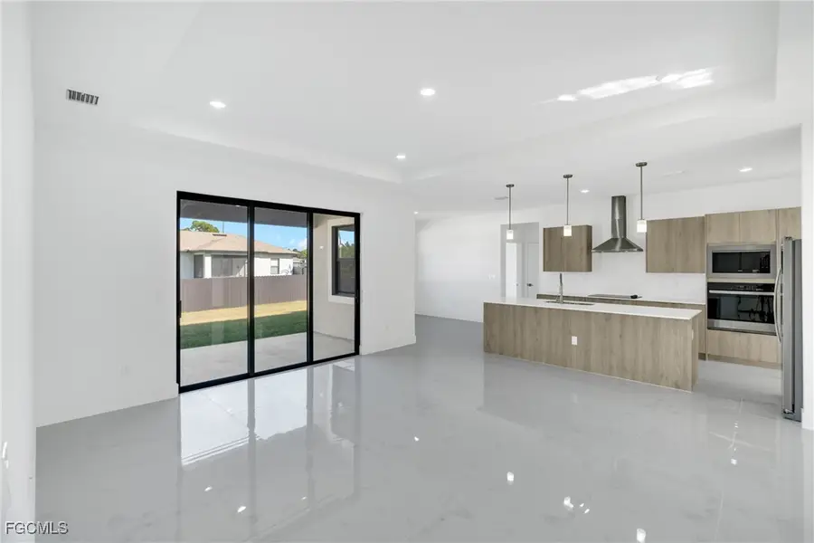 14121 Carlos Street, Fort Myers, FL 33905 - Image #3