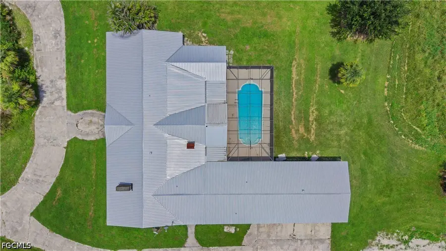 1085 West Avenue, Moore Haven, FL 33471 - #2