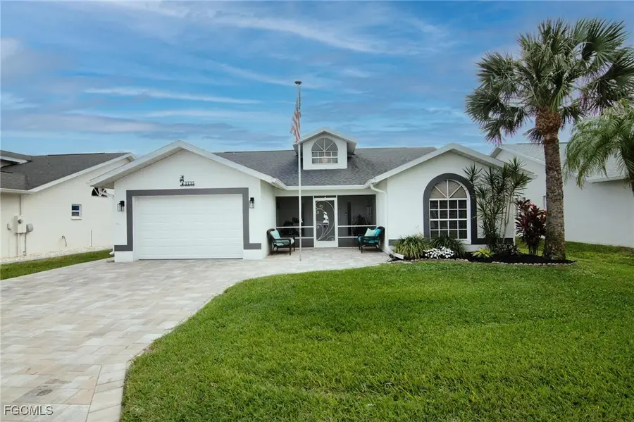 3735 Sabal Springs Boulevard, North Fort Myers, FL 33917 - Image #2