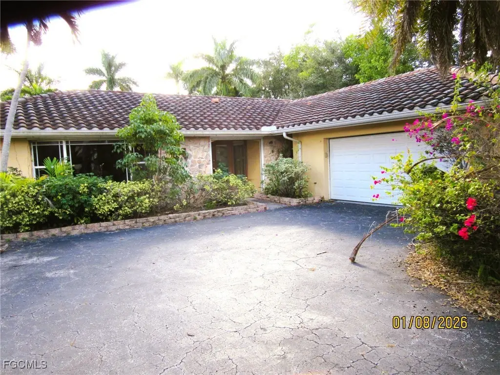 1206 Walden Drive, Fort Myers, FL 33901 - Image #1