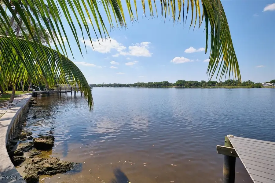 2212 River Pine Drive, Fort Myers, FL 33905 - Image #2