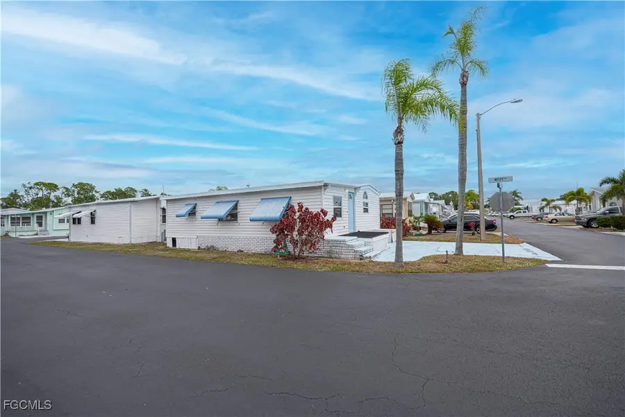 54 La Fonda Lane, North Fort Myers, FL 33903 - Image #2