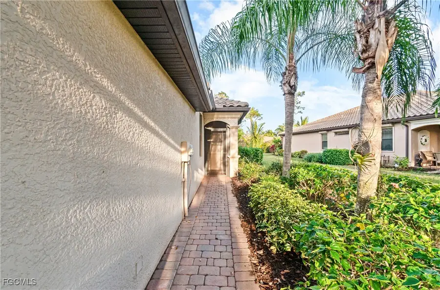 9101 Water Tupelo Road, Fort Myers, FL 33912 - Image #3