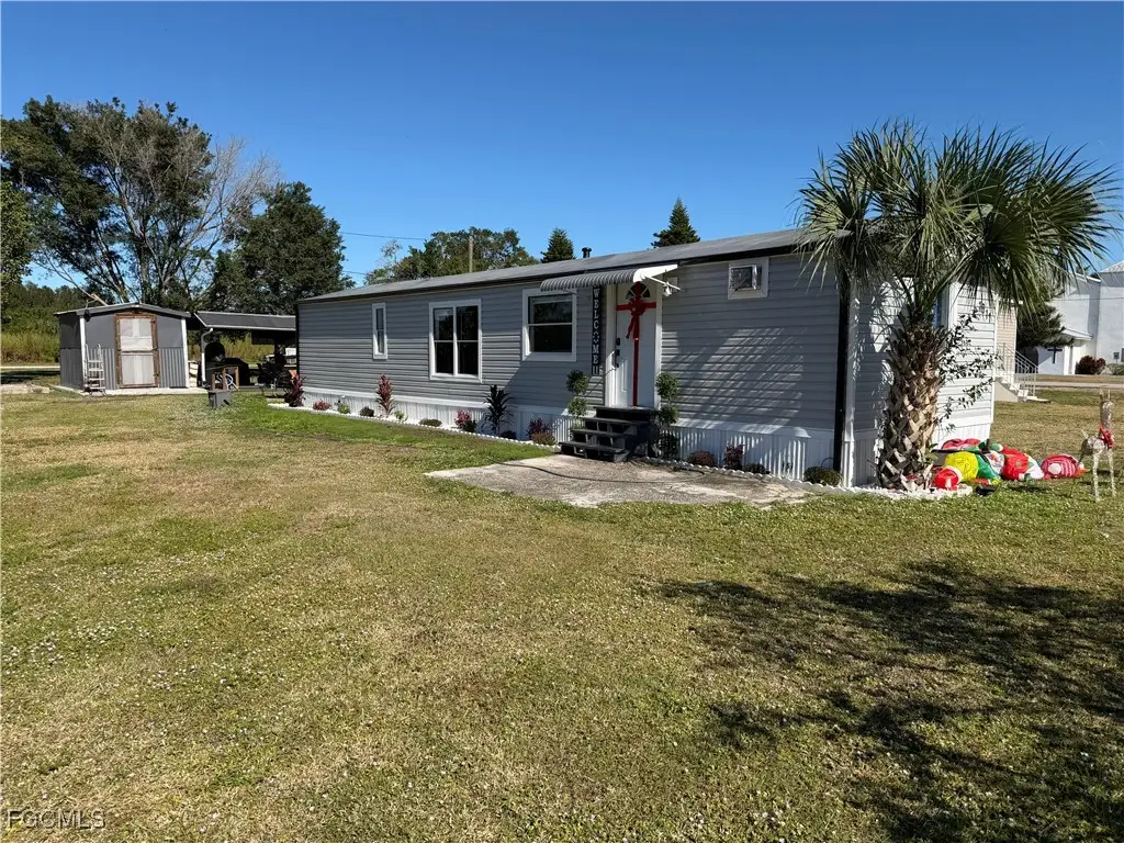 1011 Della Tobias Avenue, Clewiston, FL 33440 - Image #1