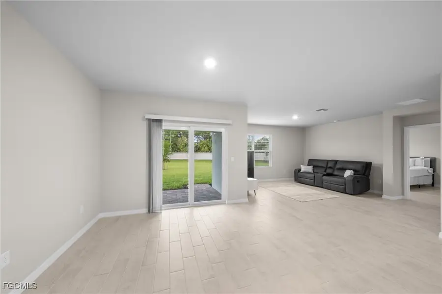 2965 Ernest Way, Fort Myers, FL 33905 - Image #2