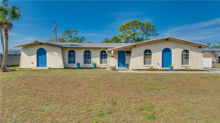 117 Lake Avenue, Lehigh Acres, FL 33936 - Image #3