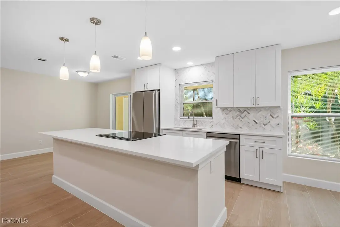 8256 Charter Club Circle #5, Fort Myers, FL 33919 - Image #1