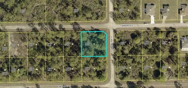 1026 Camden Street E, Lehigh Acres, FL 33974