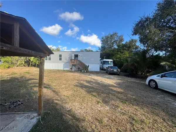 8199 Suncoast Drive, North Fort Myers, FL 33917