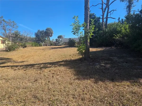 7292 Sea Mist Drive, Port Charlotte, FL 33981