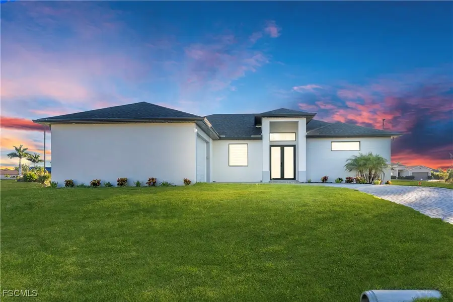 911 NW 37th Place, Cape Coral, FL 33993 - Image #2