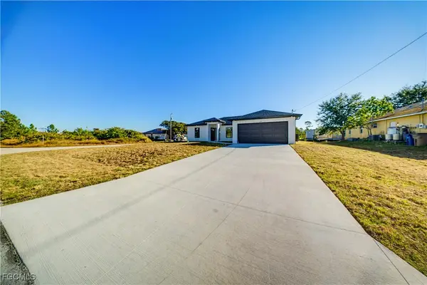 809 Anaconda Avenue S, Lehigh Acres, FL 33974