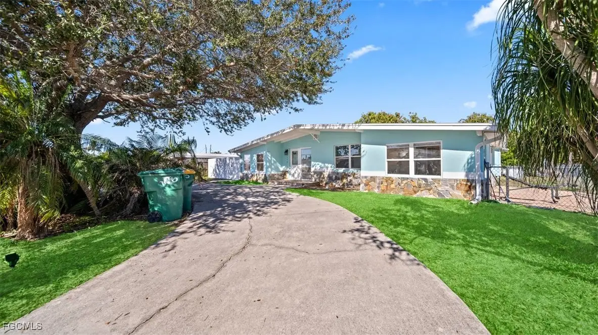 170 Poinsettia Circle Ne, Port Charlotte, FL 33952 - Image #1