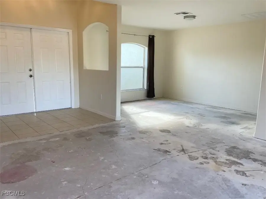 2323 NE 26th Street, Cape Coral, FL 33909 - Image #2