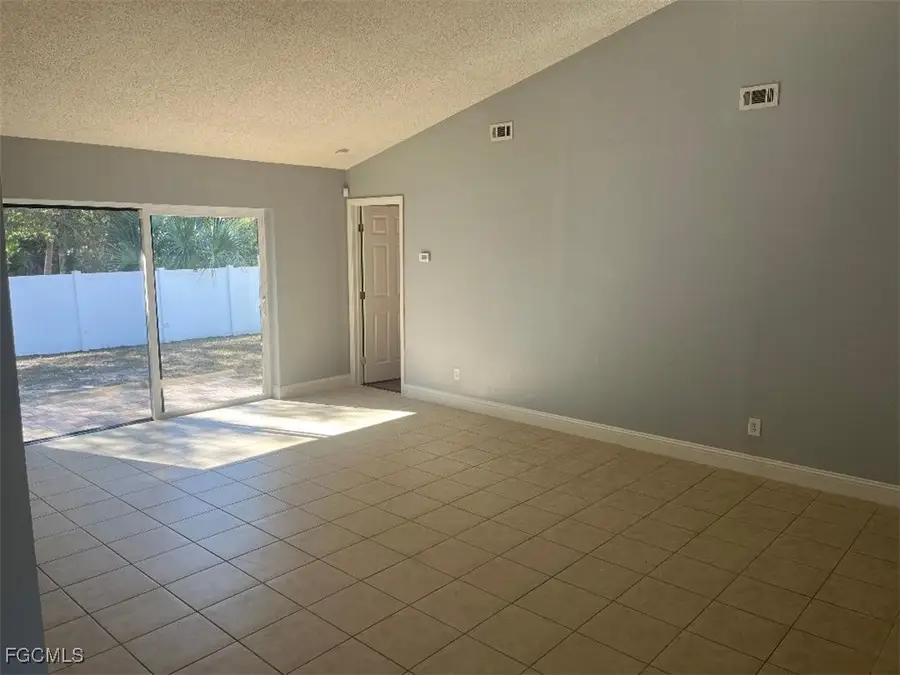 2504 E 10th Street, Lehigh Acres, FL 33936 - Image #3