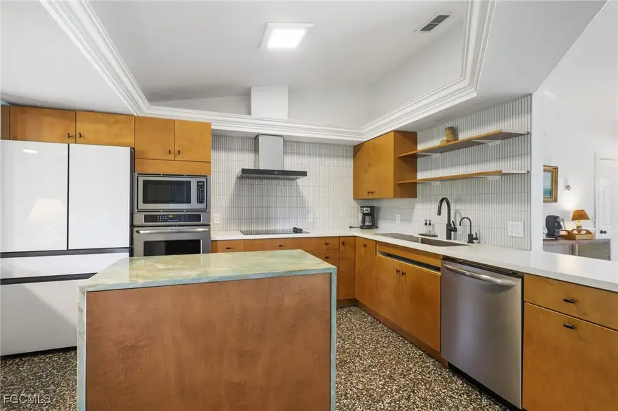 8345 Robin Road, Fort Myers, FL 33967 - Image #3