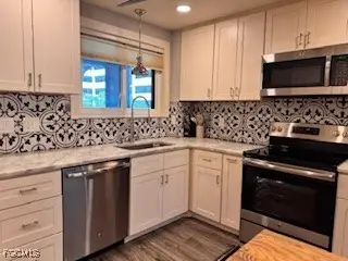 2121 Collier Avenue #220, Fort Myers, FL 33901 - Image #3