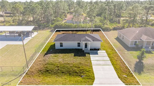 1064 Bells Street E, Lehigh Acres, FL 33974