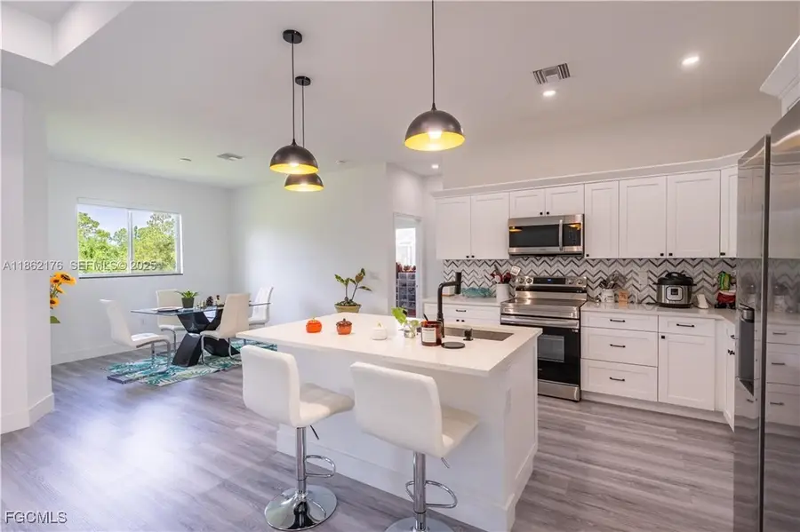 1040 Bell Boulevard S, Lehigh Acres, FL 33974 - Image #3