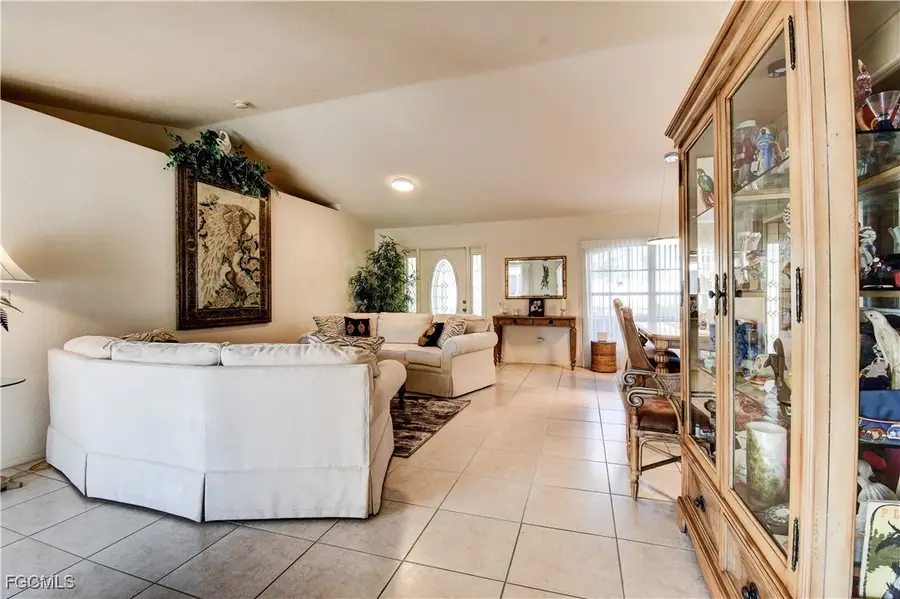 2201 SE 17th Place, Cape Coral, FL 33990 - #3