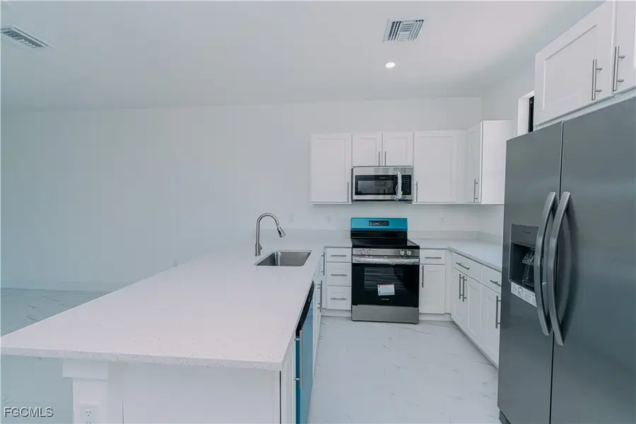 478 Lotus Avenue S, Lehigh Acres, FL 33974 - Image #3