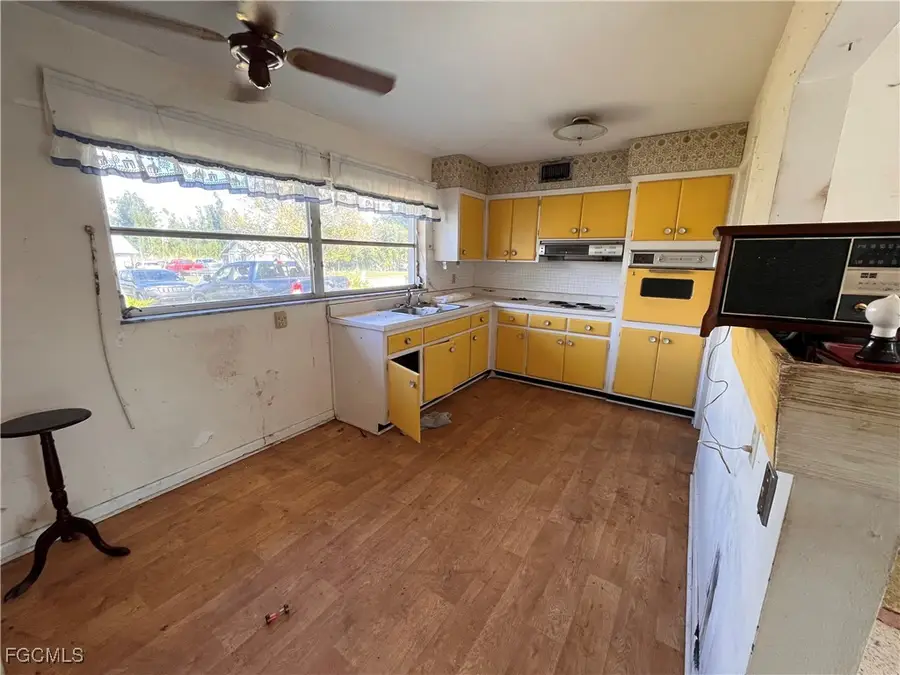 4958 Howard Street, Fort Myers, FL 33905 - Image #2