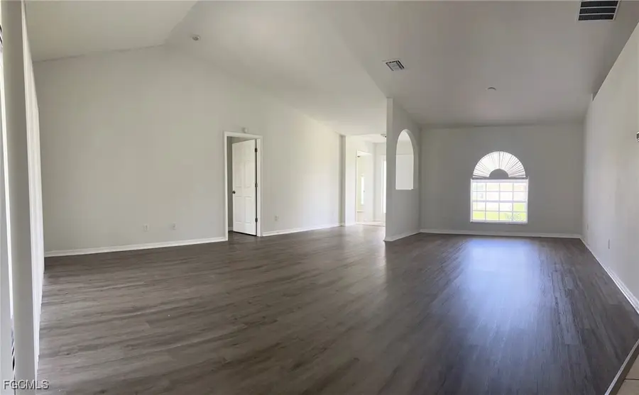 1509 NE 17th Avenue, Cape Coral, FL 33909 - Image #2