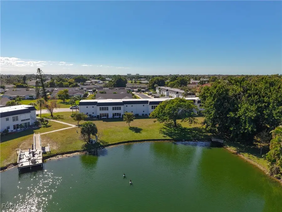 6884 Sandtrap Drive #4, Fort Myers, FL 33919 - Image #2