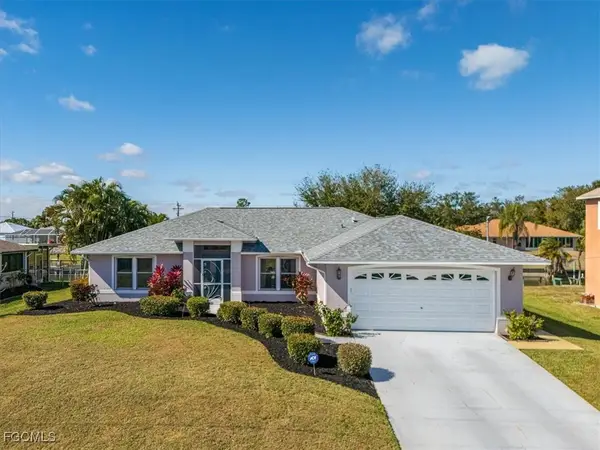 20 NE 8th Place, Cape Coral, FL 33909