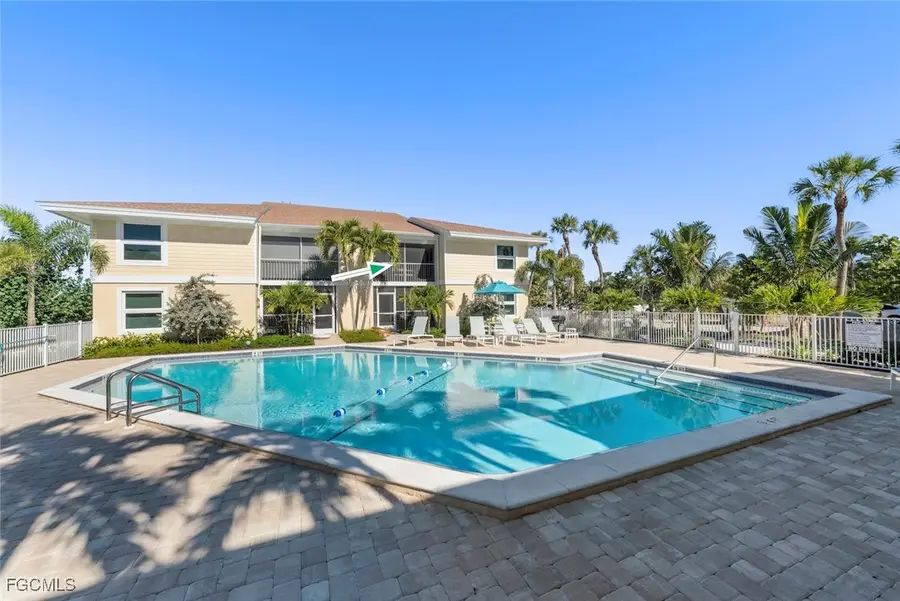 2321 W Gulf Drive #3D, Sanibel, FL 33957 - Image #2