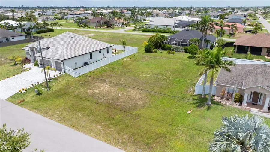 105 NW 35th Place, Cape Coral, FL 33993 - Image #2