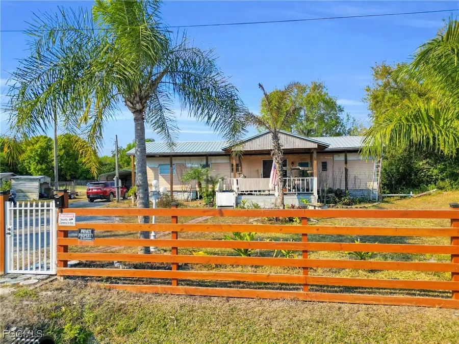 830 N Zambria Street, Clewiston, FL 33440 - Image #2