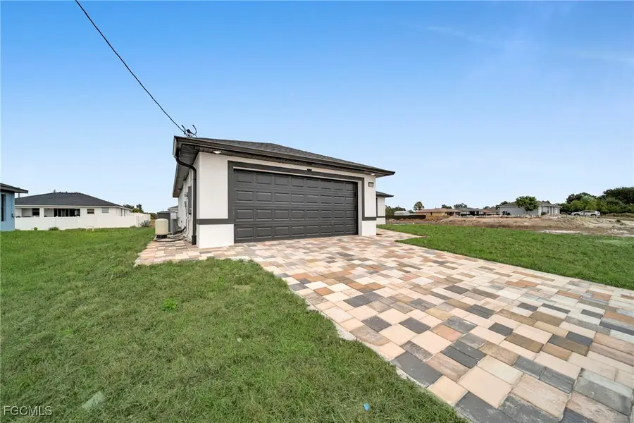 4106 35th Street Sw, Lehigh Acres, FL 33976 - Image #2