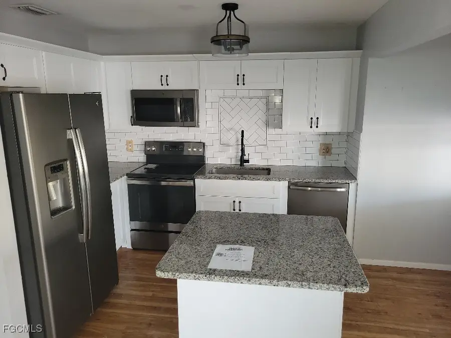 18521 Phlox Drive, Fort Myers, FL 33967 - Image #2